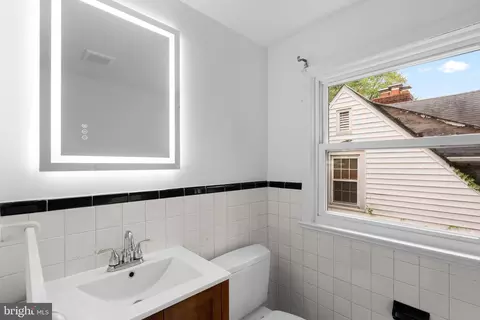 1917 Locust Grove Rd, Silver Spring, MD 20910 photo 25