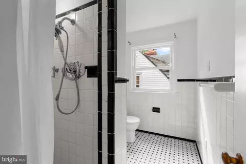 1917 Locust Grove Rd, Silver Spring, MD 20910 photo 24