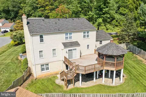 Exterior - 2331 Holly Spring Dr, Silver Spring, MD 20905 photo 6 of 6