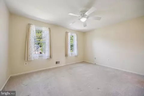 Bedroom - 2331 Holly Spring Dr, Silver Spring, MD 20905 photo 3 of 7