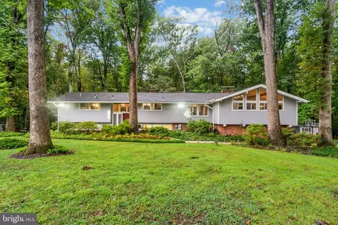 14608 Brookmead Dr, Darnestown, MD 20874
