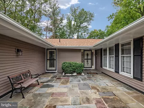 14024 Breeze Hill Ln, Silver Spring, MD 20906 photo 7