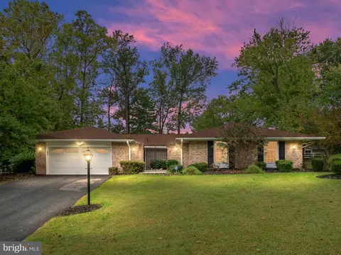 14024 Breeze Hill Ln, Silver Spring, MD 20906