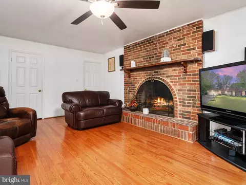 14024 Breeze Hill Ln, Silver Spring, MD 20906 photo 20