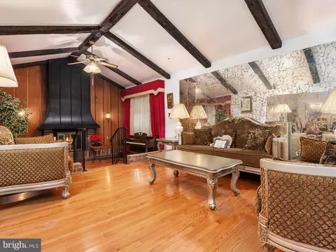 14024 Breeze Hill Ln, Silver Spring, MD 20906 photo 10