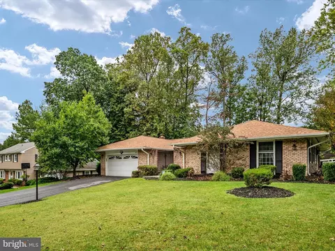 14024 Breeze Hill Ln, Silver Spring, MD 20906 photo 3