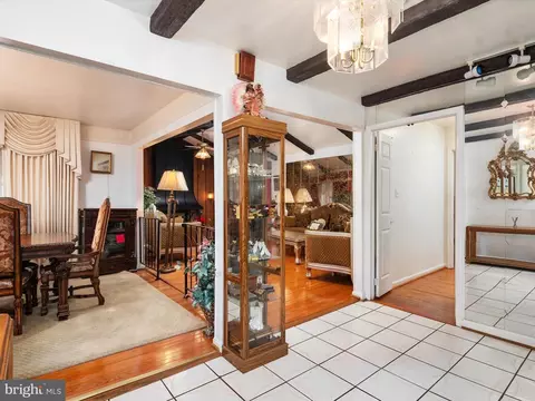 14024 Breeze Hill Ln, Silver Spring, MD 20906 photo 9
