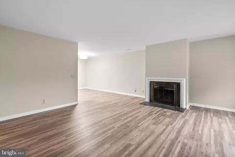 14502 Kelmscot Dr #172-B, Silver Spring, MD 20906 photo 5