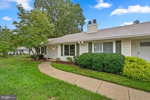14502 Kelmscot Dr #172-B, Silver Spring, MD 20906 photo 3