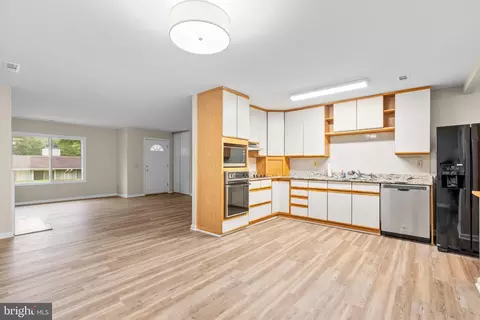 14502 Kelmscot Dr #172-B, Silver Spring, MD 20906 photo 10