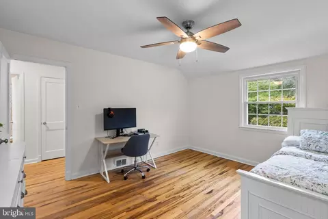 9906 Woodburn Rd, Silver Spring, MD 20901 photo 22