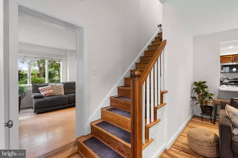 9906 Woodburn Rd, Silver Spring, MD 20901 photo 17