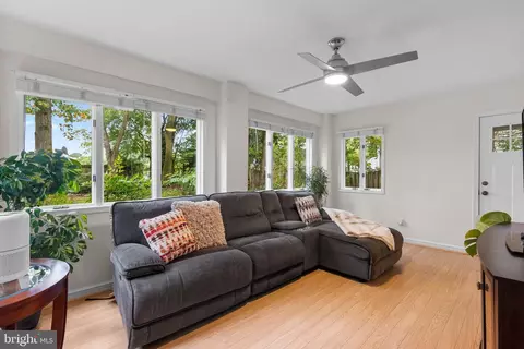 9906 Woodburn Rd, Silver Spring, MD 20901 photo 18