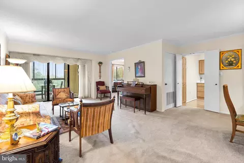 15115 Interlachen Dr #3-615, Silver Spring, MD 20906 photo 10