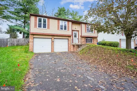 19013 Perrone Dr, Germantown, MD 20874