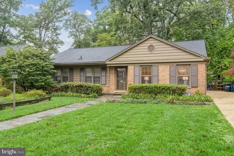 11904 Henry Fleet, Potomac, MD 20854