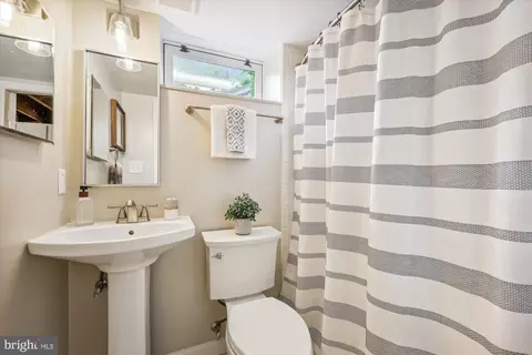 Bath - 1806 Sanford Rd, Silver Spring, MD 20902 photo 2 of 2
