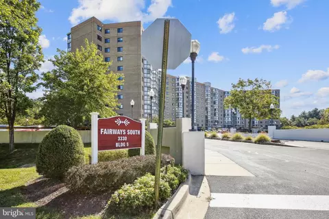 3330 N Leisure World Blvd #5-911, Silver Spring, MD 20906