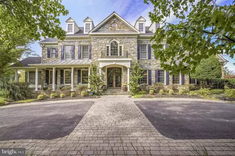 10818 Piney Meetinghouse Rd, Potomac, MD 20854