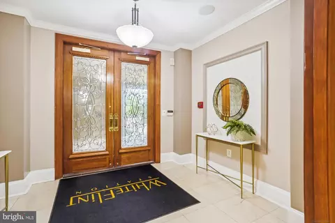 11750 Old Georgetown Rd #2403, North Bethesda, MD 20852