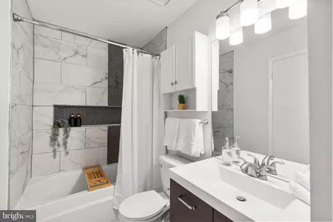 Bath - 2725 Fairdale Ter, Silver Spring, MD 20905 photo 1 of 2