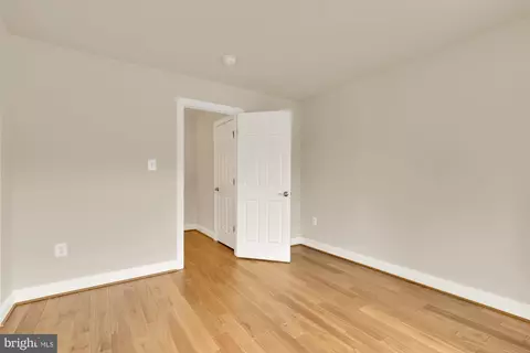 Bedroom - 825 Woodside Pkwy, Silver Spring, MD 20910 photo 6 of 9