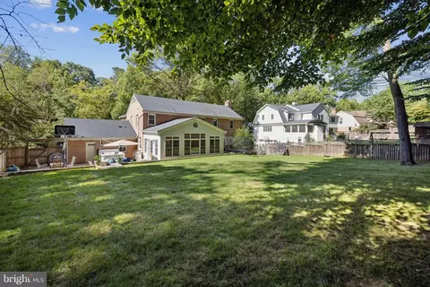Exterior - 7701 Hackamore Dr, Potomac, MD 20854 photo 3 of 5