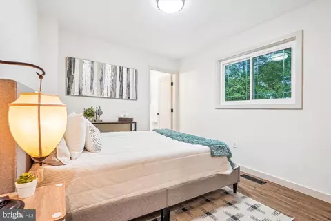 Bedroom - 2416 Homestead Dr, Silver Spring, MD 20902 photo 2 of 4
