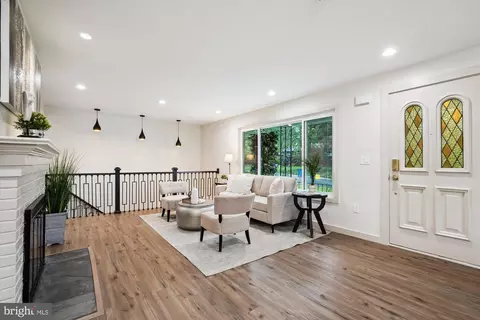 Living - 2416 Homestead Dr, Silver Spring, MD 20902 photo 3 of 3