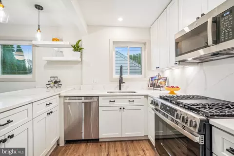 Kitchen - 2416 Homestead Dr, Silver Spring, MD 20902 photo 2 of 2