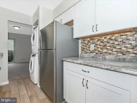 Kitchen - 19648 Wootton Ave, Poolesville, MD 20837 photo 1 of 3