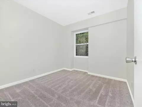 Bedroom - 19648 Wootton Ave, Poolesville, MD 20837 photo 6 of 7