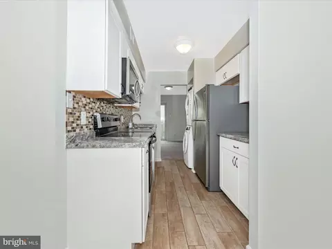 Entry Way - 19648 Wootton Ave, Poolesville, MD 20837 photo 3 of 3