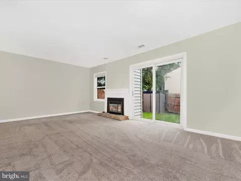 Living - 19648 Wootton Ave, Poolesville, MD 20837 photo 7 of 11