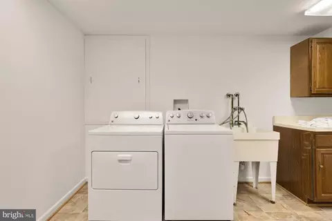 12113 Somersworth Dr, Silver Spring, MD 20902 photo 34