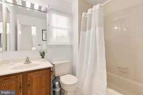 12113 Somersworth Dr, Silver Spring, MD 20902 photo 30