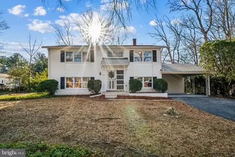 2215 Solmar Dr, Silver Spring, MD 20904 photo 2