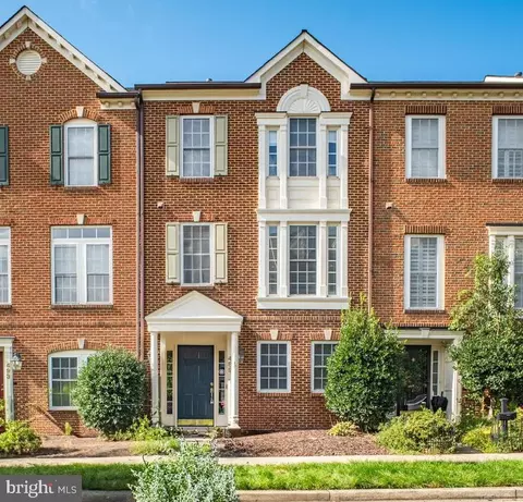 489 Lynette St, Gaithersburg, MD 20878