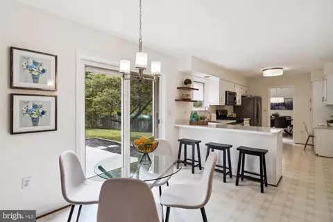 Dining - 2209 Falling Creek Rd, Silver Spring, MD 20904 photo 3 of 4