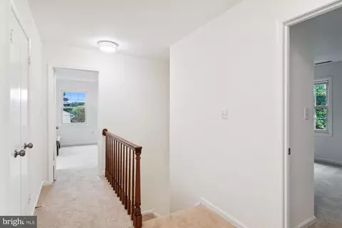 Entry Way - 2209 Falling Creek Rd, Silver Spring, MD 20904 photo 7 of 9