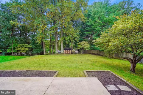 Exterior - 2209 Falling Creek Rd, Silver Spring, MD 20904 photo 3 of 5