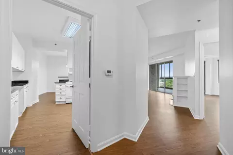 3100 N Leisure World Blvd #915, Silver Spring, MD 20906