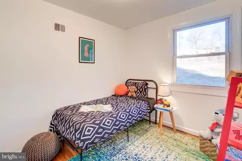 Bedroom - 11613 Gail Pl, Silver Spring, MD 20902 photo 7 of 7