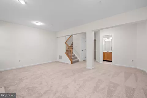 18613 Shadowridge Ter, Olney, MD 20832 photo 33