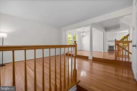18613 Shadowridge Ter, Olney, MD 20832 photo 5