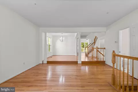 18613 Shadowridge Ter, Olney, MD 20832 photo 9