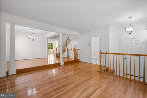 18613 Shadowridge Ter, Olney, MD 20832 photo 8