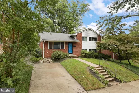 Exterior - 10205 Conover Dr, Silver Spring, MD 20902 photo 3 of 6