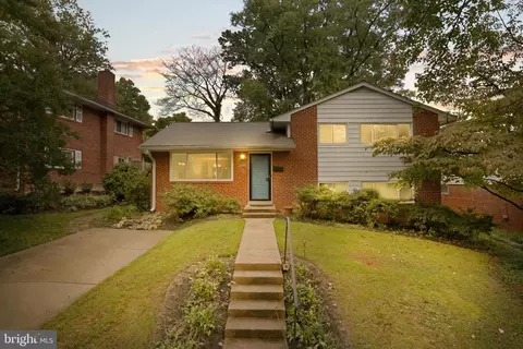 Exterior - 10205 Conover Dr, Silver Spring, MD 20902 photo 2 of 6
