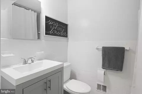 Bath - 10205 Conover Dr, Silver Spring, MD 20902 photo 2 of 3